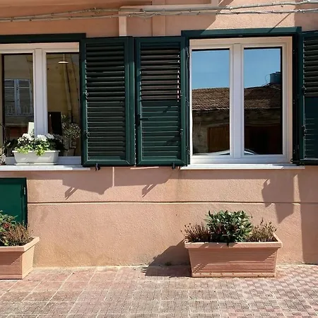 アパート Charming #targaflorio Apartment, Fully Equipped カンポフェリーチェ・ディ・ロッチェッラ